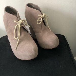 Steve Madden booties